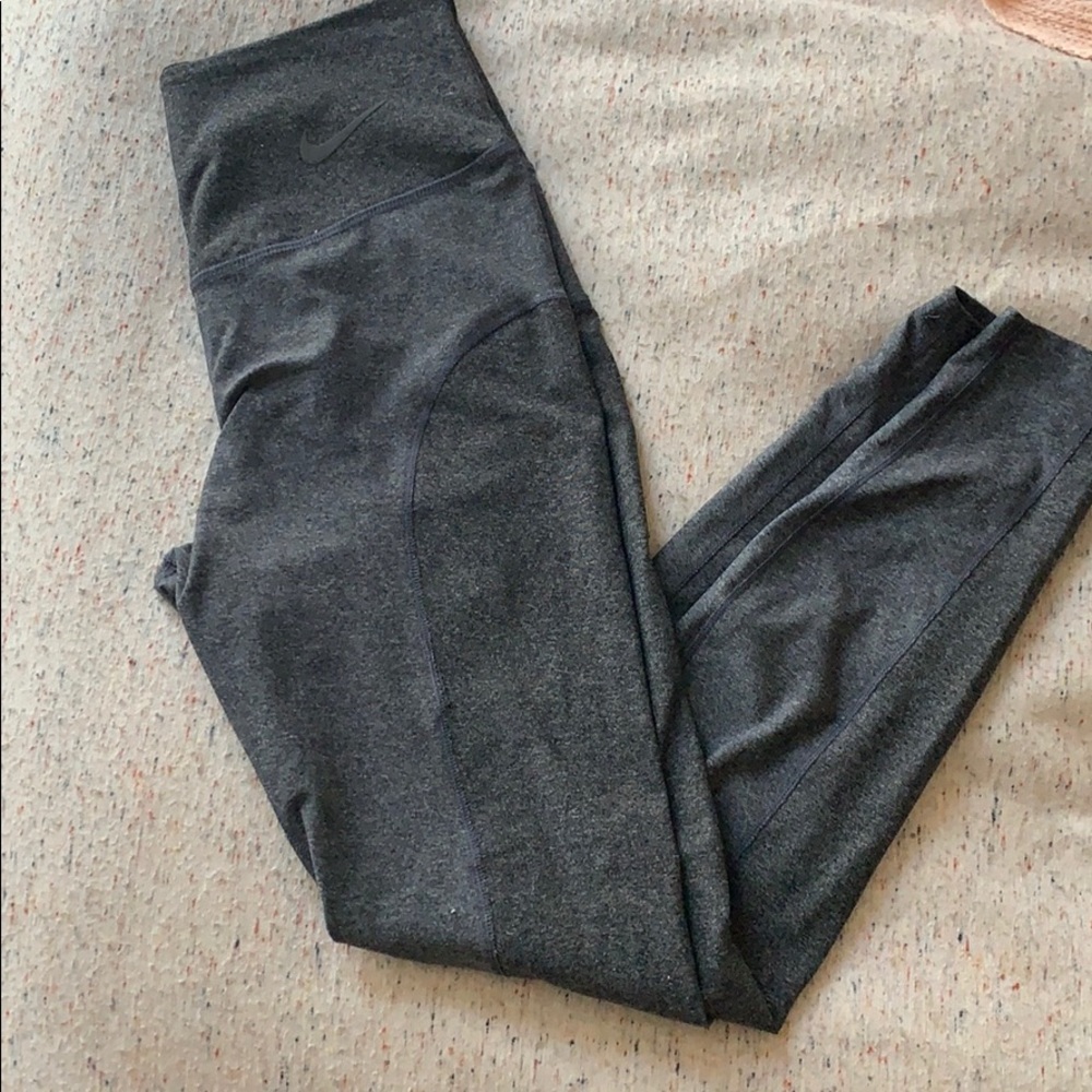 Nike leggings
